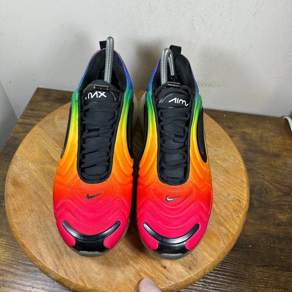 Nike Air Max 720 Be True Rainbow Multi Color CJ5472-900 Mens 9.5 Pride Sneakers